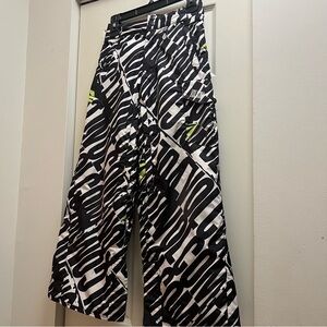 Volcom graphics snowboarding youth pants size S